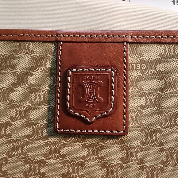 Celine Rare Vintage clutch/pouch Tan/Caramel EUC - Picture 3 of 13